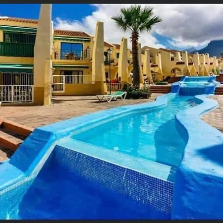 Luxury Fronte Piscina Mareverde A&v אדחה