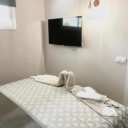 Luxury Fronte Piscina Mareverde A&v