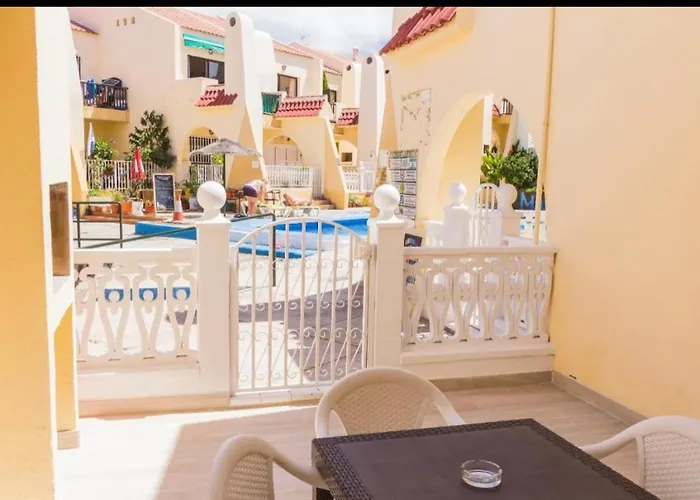 Appartamento Luxury Fronte Piscina Mareverde A&v