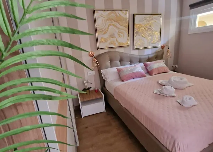 Luxury Fronte Piscina Mareverde A&v