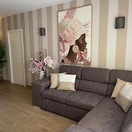 Luxury Fronte Piscina Mareverde A&v * Costa Adeje (Tenerife)