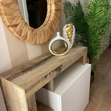 Luxury Fronte Piscina Mareverde A&v アデヘ