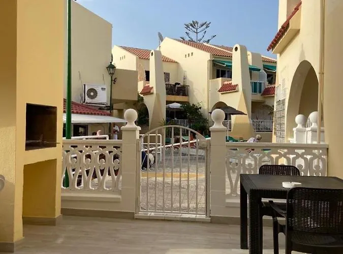 Luxury Fronte Piscina Mareverde A&v