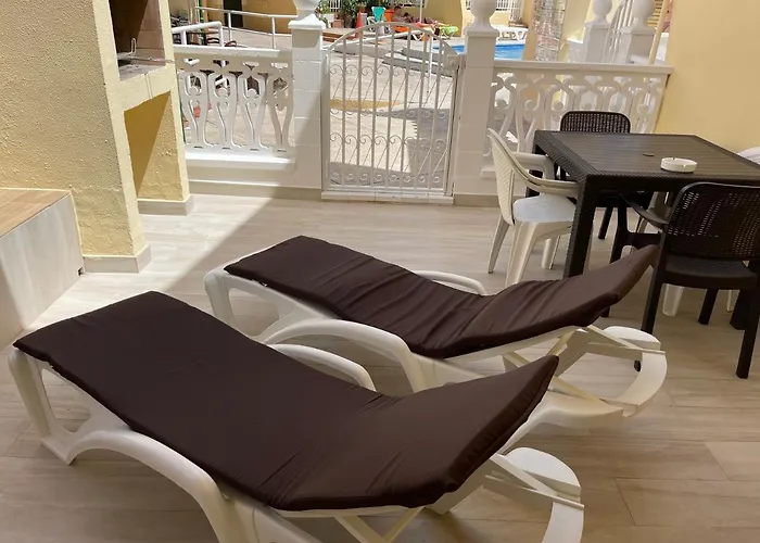 Appartement Luxury Fronte Piscina Mareverde A&v